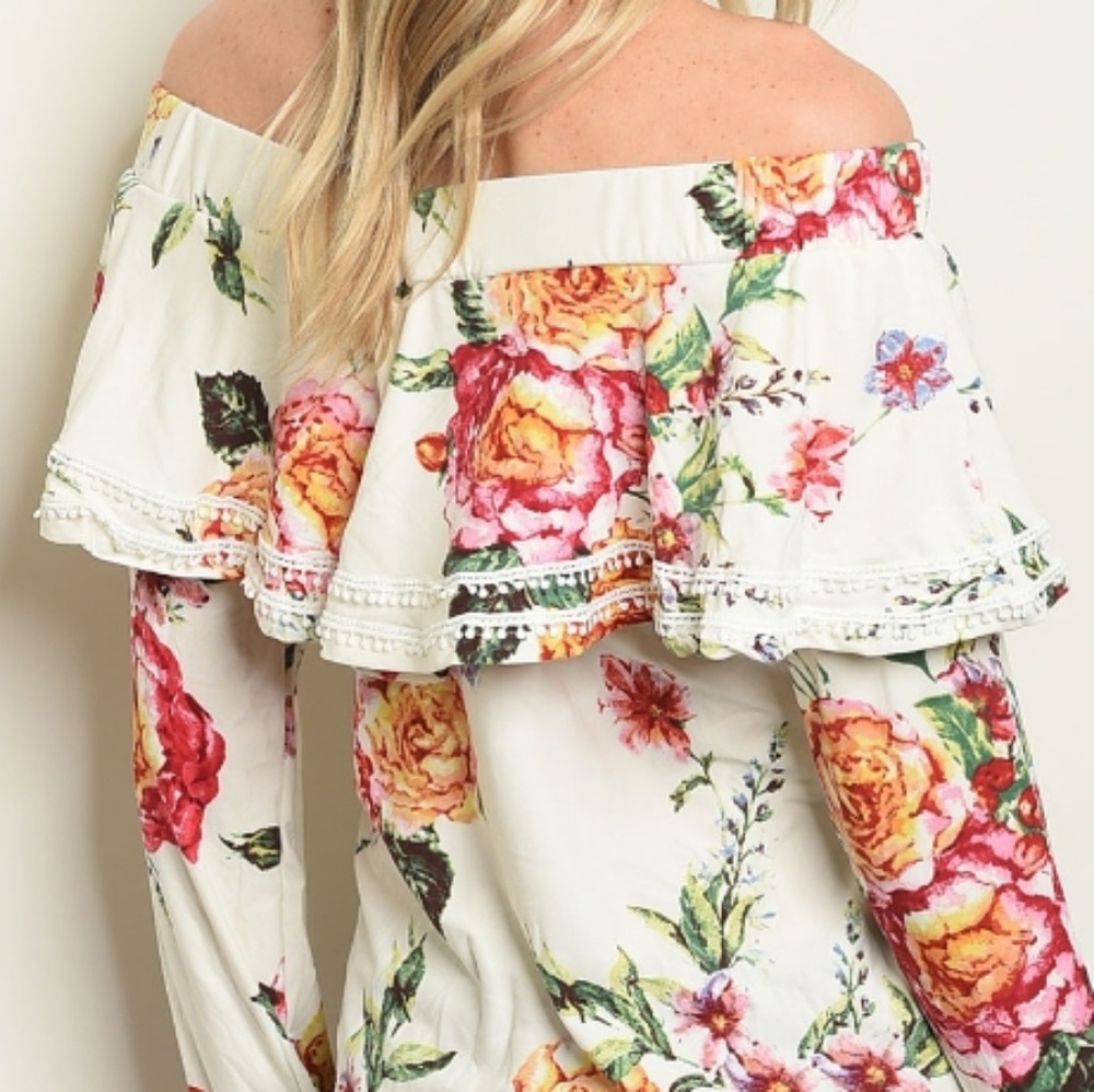 Very Soft Off Shoulder Ivory Floral Blouse - Picture 4 of 8